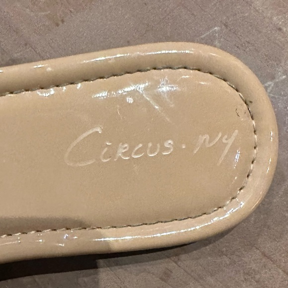 Circus by Sam Edelman Beige Sandals - Picture 3 of 5